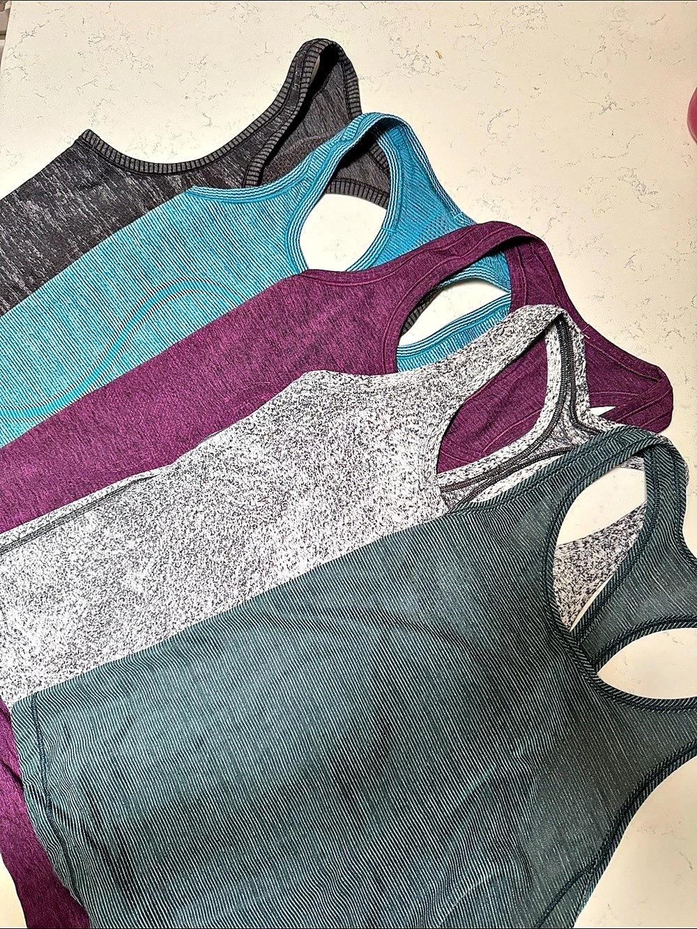 Women’s Lululemon Swiftly Tech Racerback Tank Top size 6 BUNDLE